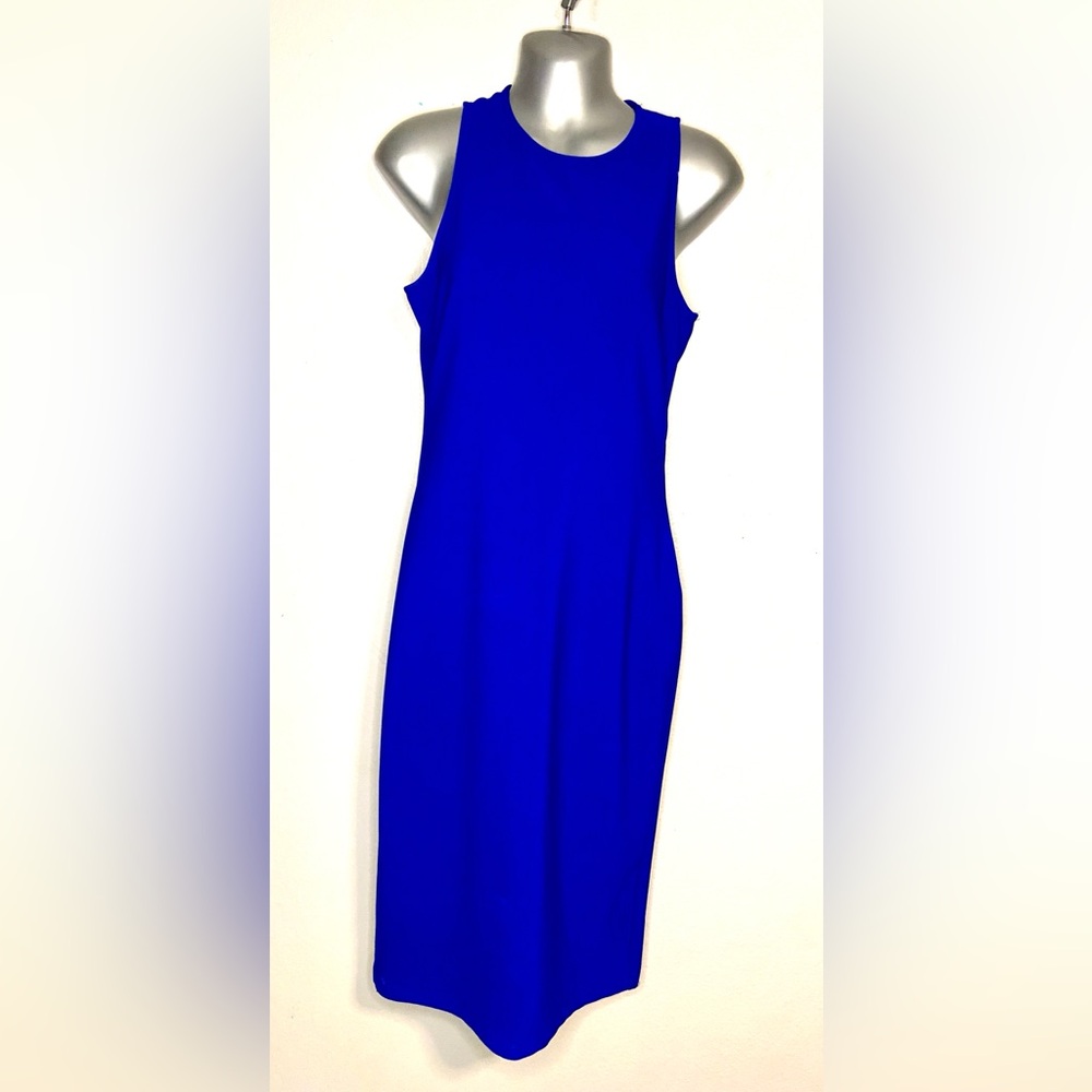 Body conforming sleeveless dress. Royal. Size Medium. Forever 21